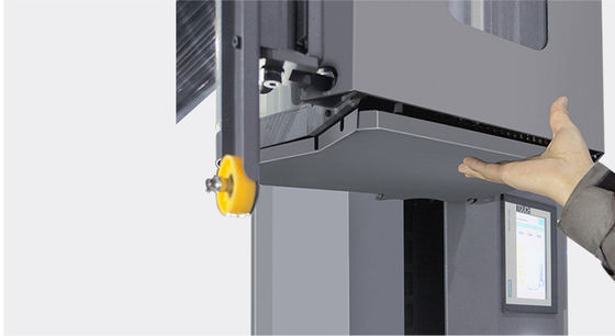 Sistema di test accurato di carica/scarica della batteria per una valutazione completa delle prestazioni della batteria