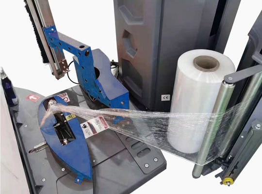 Sistema avanzato di test per carica/scarica batterie per test completi delle prestazioni della batteria