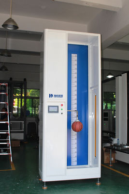 Apparecchiature avanzate per il collaudo tessile per valutare la durata, la resistenza e la solidità del colore dei tessuti, al fine di garantire prodotti uniformi